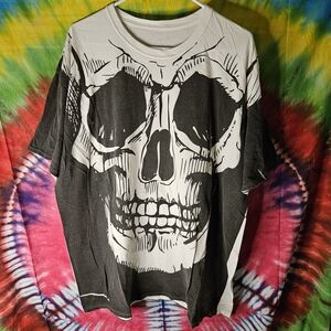 Y2k Big Skull AOP Graphic Tee Size 2XL No Tag